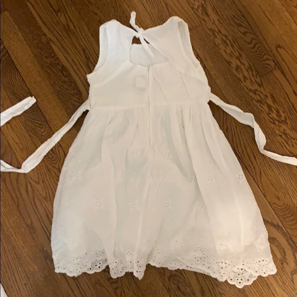 WHITE GIRLS DRESS - Picture 3 of 4